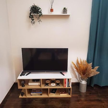 Appartement Moderne En Ville Armentières Extérieur photo