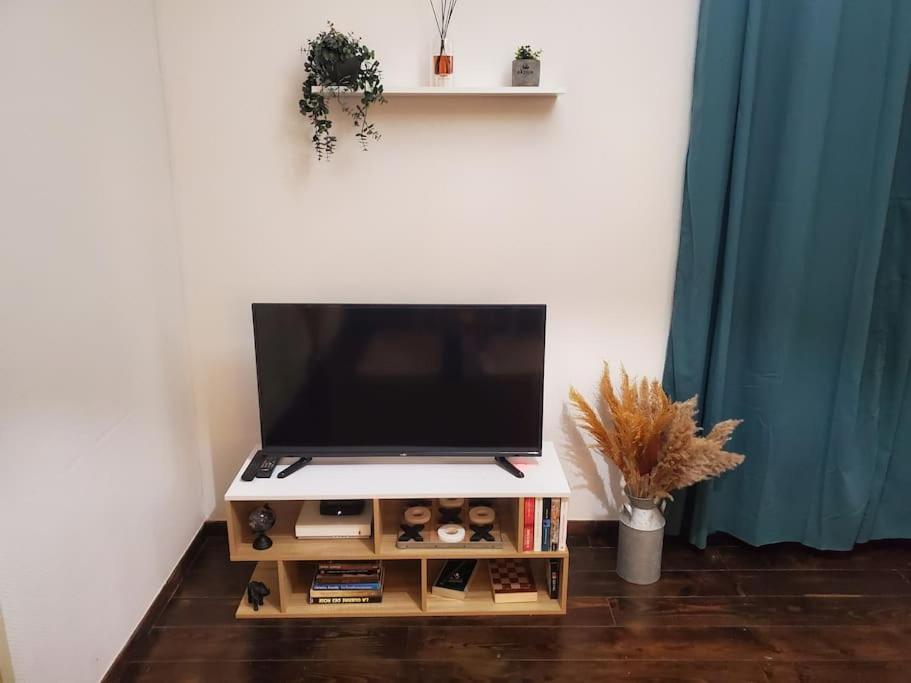 Appartement Moderne En Ville Armentières Extérieur photo
